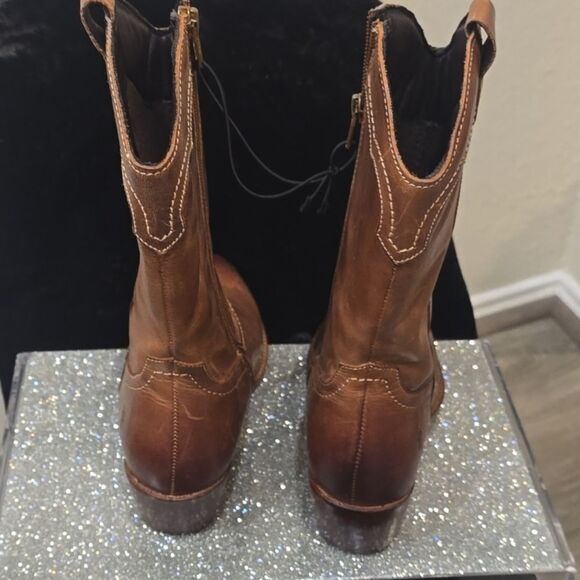 Frye Billy Pull-On Boots- Cognac - Picture 16 of 16